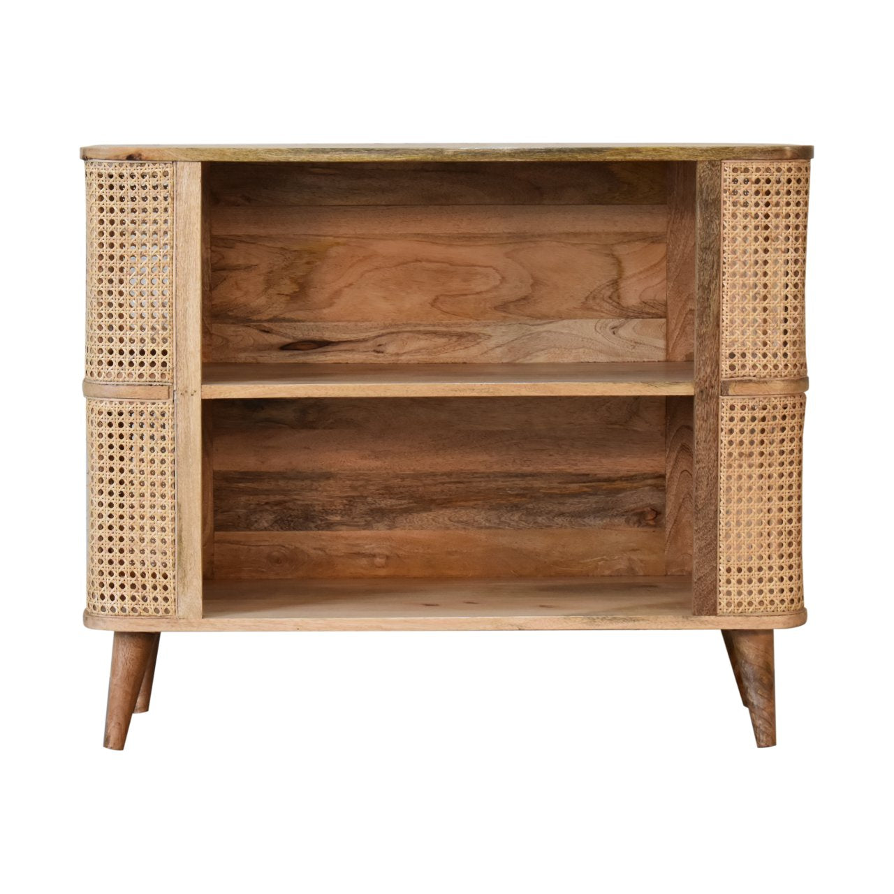 larissa open cabinet