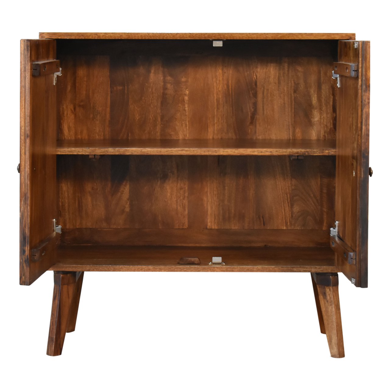 amouri cabinet