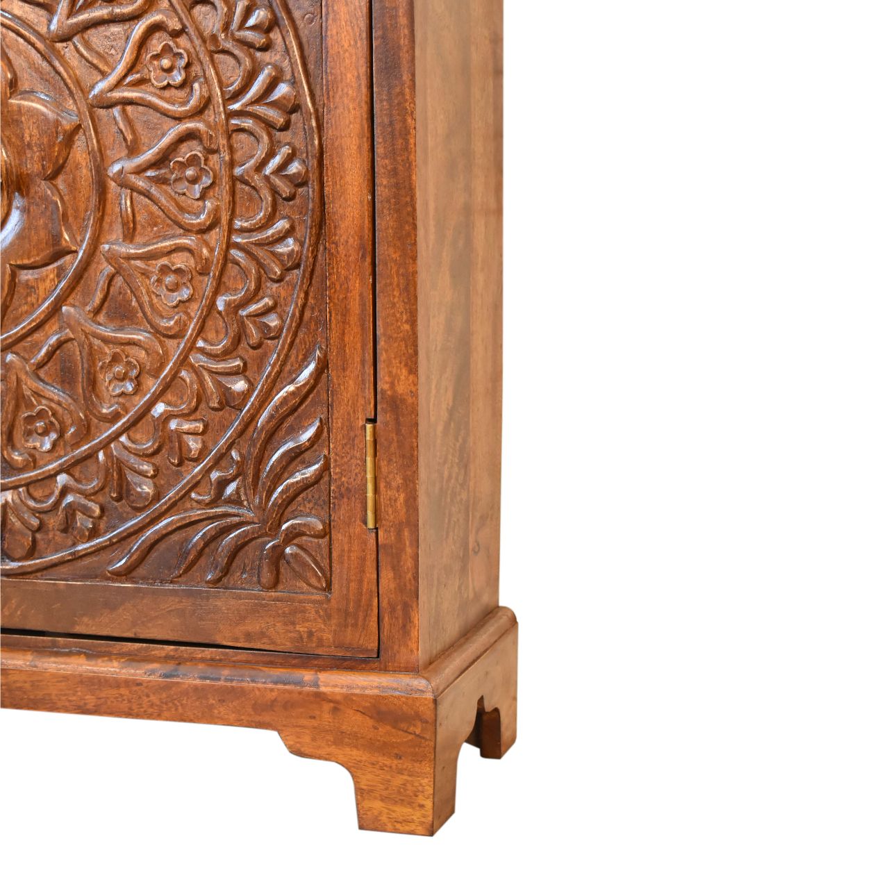 tova cabinet