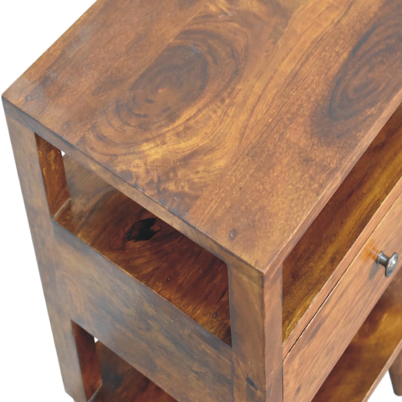 dante chestnut bedside