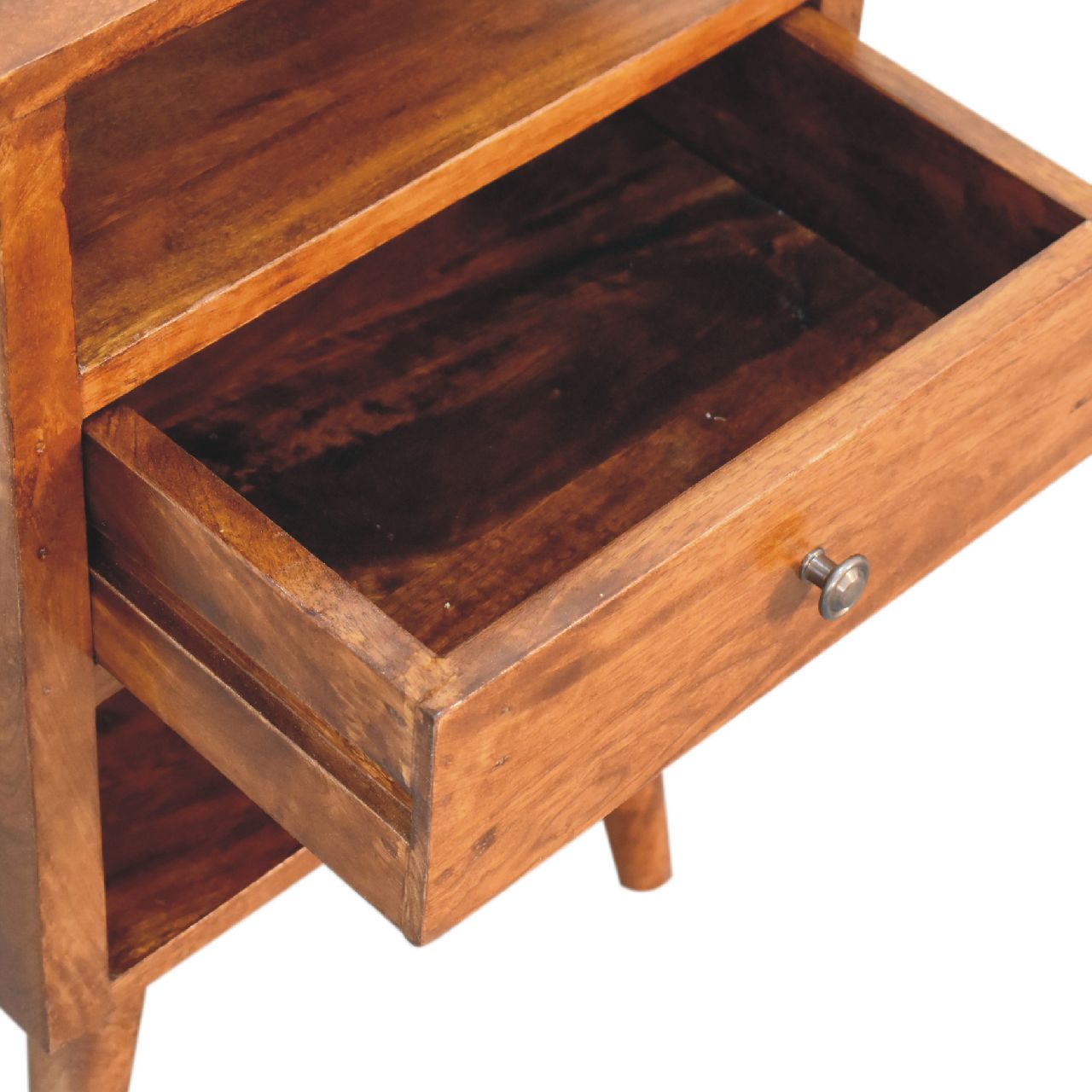 dante chestnut bedside