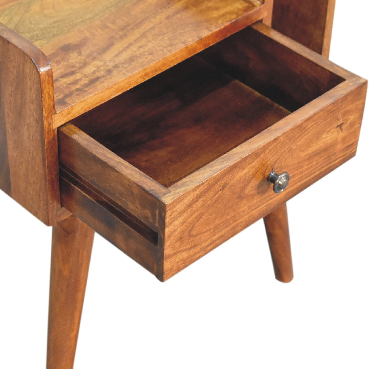 chestnut collective bedside