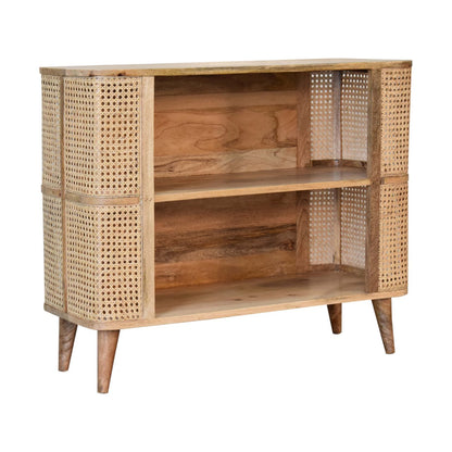 larissa open cabinet