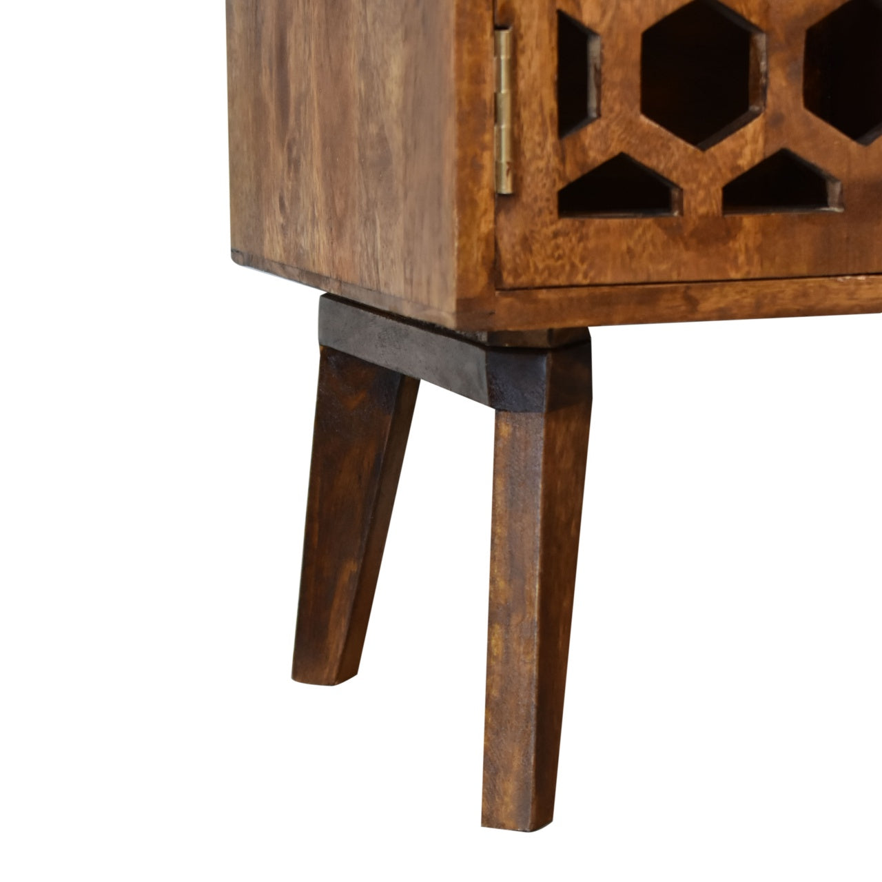 chestnut comb media unit